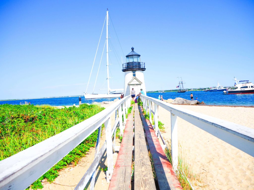 Nantucket-Brant-Point-Lighthouse-Nantucket- Travel -Guide